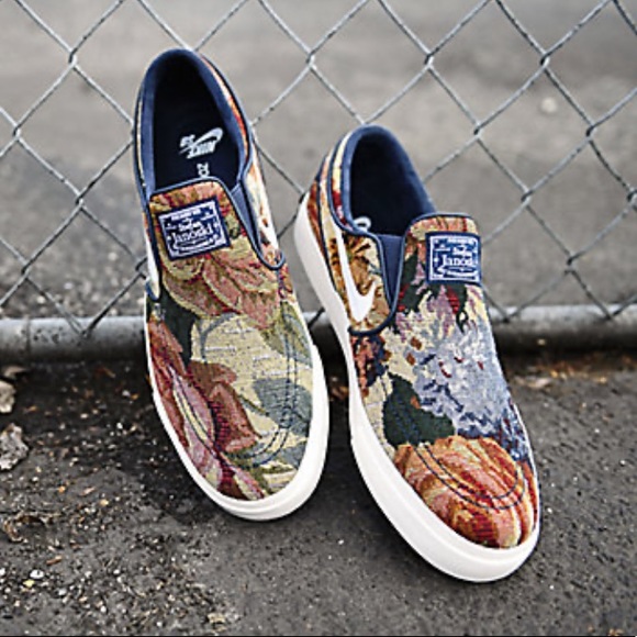 janoski couch slip on